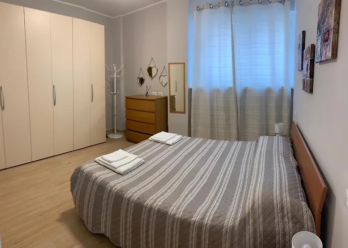 la piccola corte del borgo